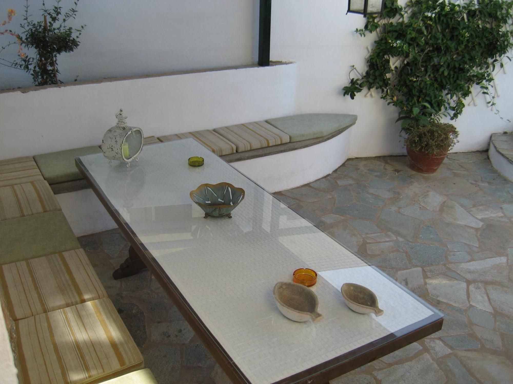Sirines Apartments باليكاسترون المظهر الخارجي الصورة