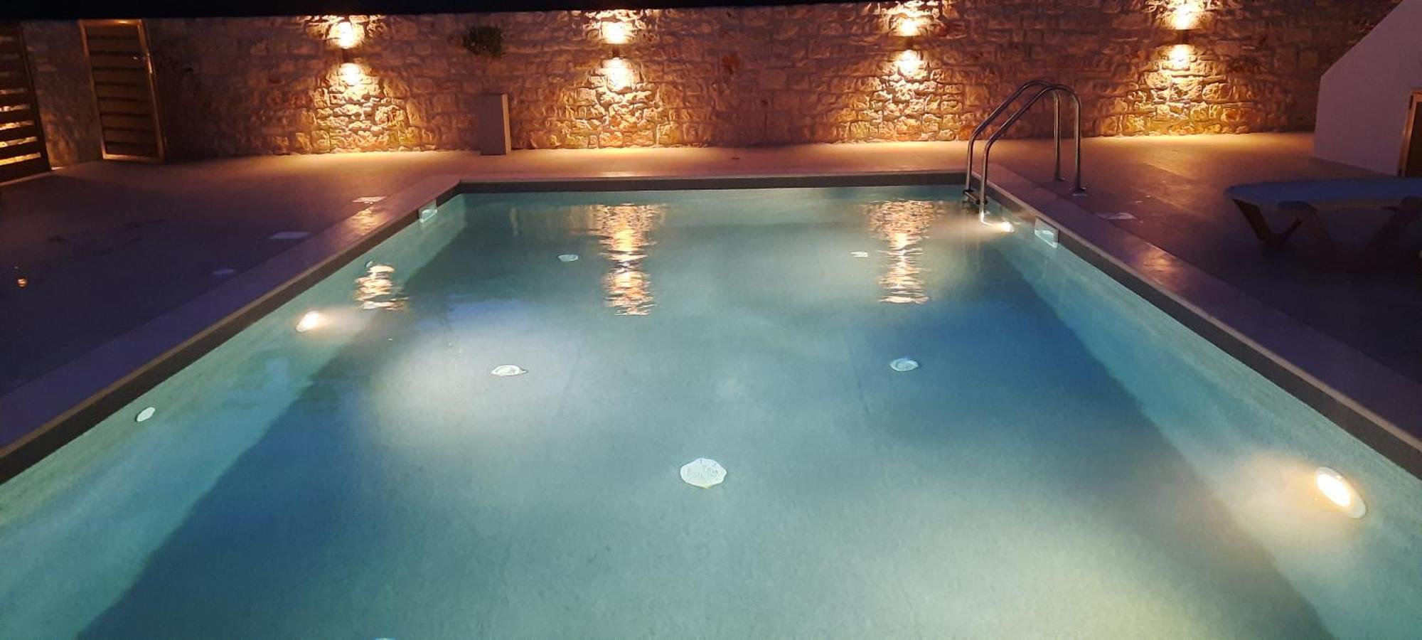 Sirines Apartments باليكاسترون المظهر الخارجي الصورة